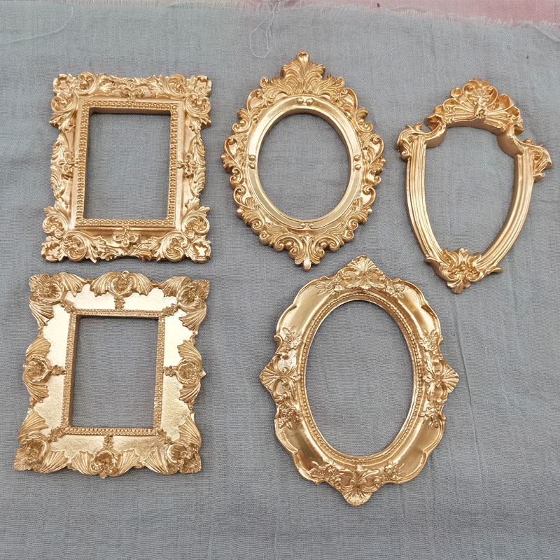 Resin Art For Photo Frame - ミニゴールド小さなフォトフレーム撮影小道具レトロヨーロピアンスタイルフォトフレームエンボスネイルアートイヤリングポーズ小道具