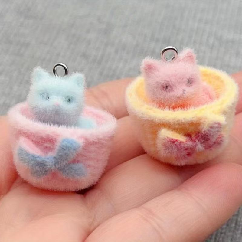 4個入り3Dぬいぐるみ樹脂製猫ペンダント、DIYジュエリー製 - Resin Art Supplies Near Me のレビューと価格