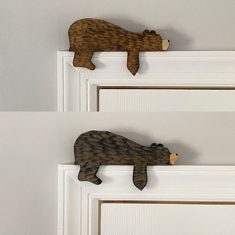 北欧スタイルの新しい楽しい木製ヒグマドアトップ装飾コーナー彫 - Resin Art And Wood のレビューと価格