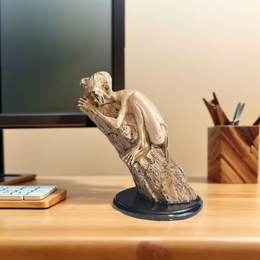 1個入り、木に寄りかかる人型のアートスタチュー装飾、抽象的な - Resin Art Design For Wedding のレビューと価格